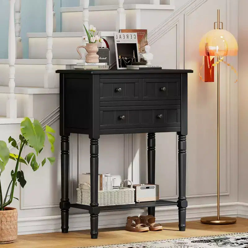 Console étroite avec trois tiroirs de rangement et une étagère inférieure